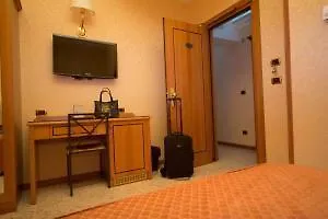 Dependance Dei Consoli 3*